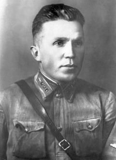 Николай Кузнецов, 1940.jpg