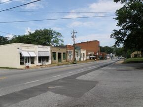 LexingtonGeorgiaMainStreetFall2008.jpg