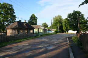 Kondrovo - Wooden houses.jpg