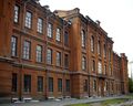 Челябинский реальный училищениҥ туразы (эмди Кызыл ором, 38)