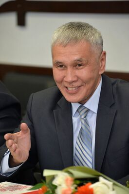 Тувинский писатель Николай Куулар.jpg