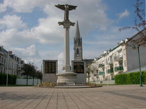 Saint-Sébastien-sur-Loire monument.jpg