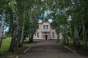 Школа Старая Потловка 01.jpg
