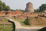 Monastery around Dhamek stupa, Sarnath.jpg