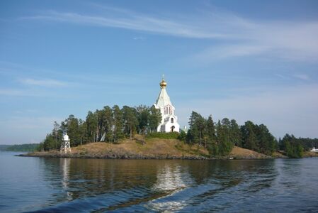 Valamoi-suari Luadogan järves, sie on Valamoin manasteri