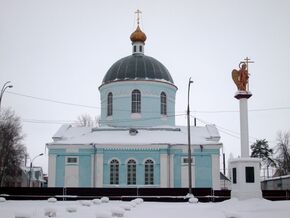 Христорождественский храм в Уварово - panoramio.jpg