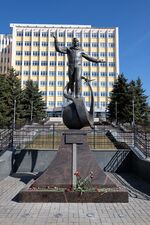 Ю. А. Гагаринлы сӥзем синпелет заводлэн административной юртаз пырон азяз