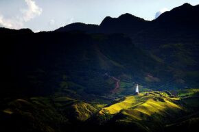 Tayid Light House.jpg