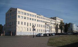 Бывшее здание офицерского собрания.jpg