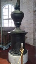 The interiors of the Apostle Peter Church 03.jpg