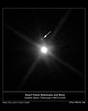 Makemake moon Hubble image with legend.jpg