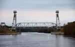 Russia railway bridge.jpg