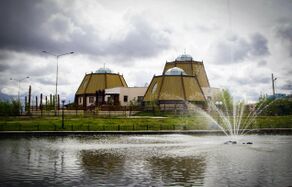 Jakutan hengeližusen «Arči-pert'»-keskuz (jakut.: Арчы Дьиэтэ), vn 2014 nägu