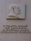 Sigmund Freud memorial plaque.jpg
