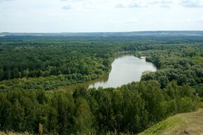 Sura river 03384.jpg