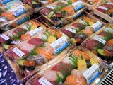 Нигиризуши Токио супермаркетӹштӹ.