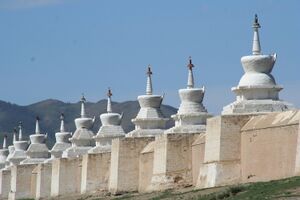 Stupas de Karakorum.jpg