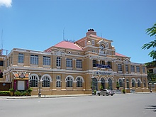 Central.Post.Office.Poste.Phnom.Penh.1.Cambodge.jpg