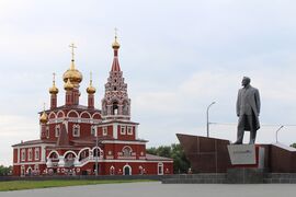 Памятник Красину, Курган.jpg
