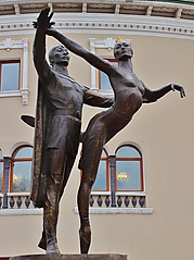 Абашеевта болон Сахьяновада дурасхаалай хүшөө