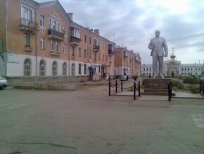 Памятник вождю - panoramio.jpg