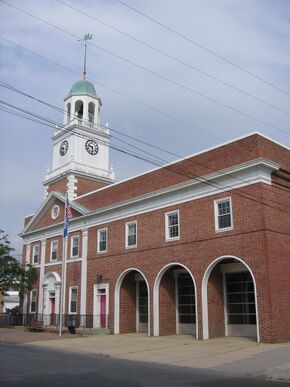 Cambridge Municipal Building.jpg