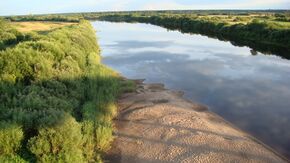 Вид на Унжу с автомобильного моста по трассе на Шарью - panoramio.jpg