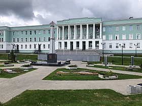 Петрозаводское президентское кадетское училище.jpg
