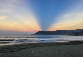 Cuaresma beach casiguran.jpg