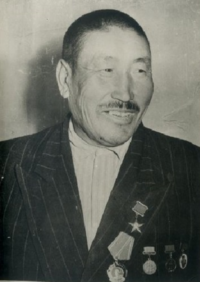 Бембишев Эрдне Мендеринович.png
