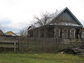 HouseLomovka.jpg