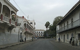 Saint-Louis maisons coloniales.jpg