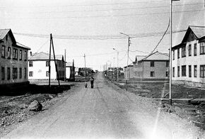 Октябрьский, 1976.jpg