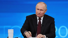 Владимир Путин в ходе прямой линии.webp.png
